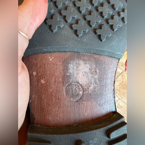 Timberland Boot Company high ankle cut black leather laced up boots - Picture 5 of 10